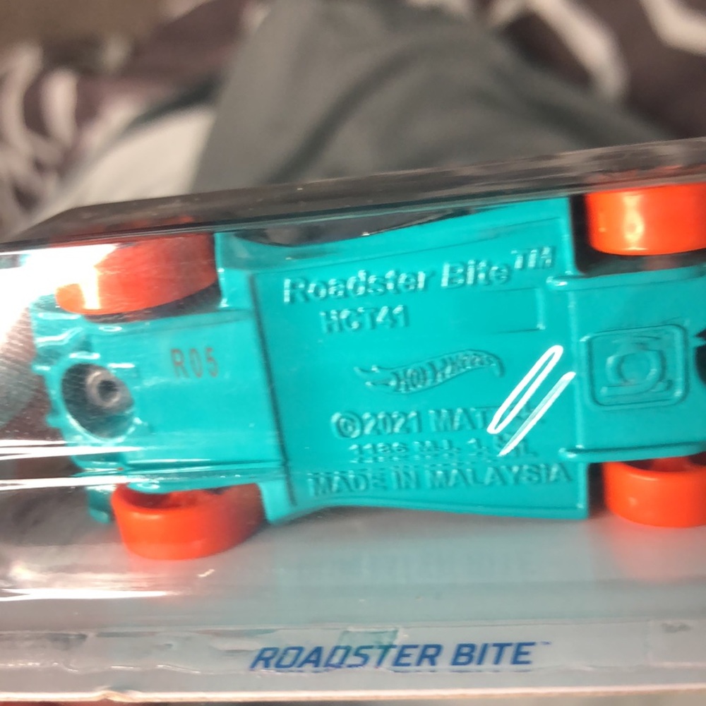 Roadster bite by hot wheels - Picture 3 of 7